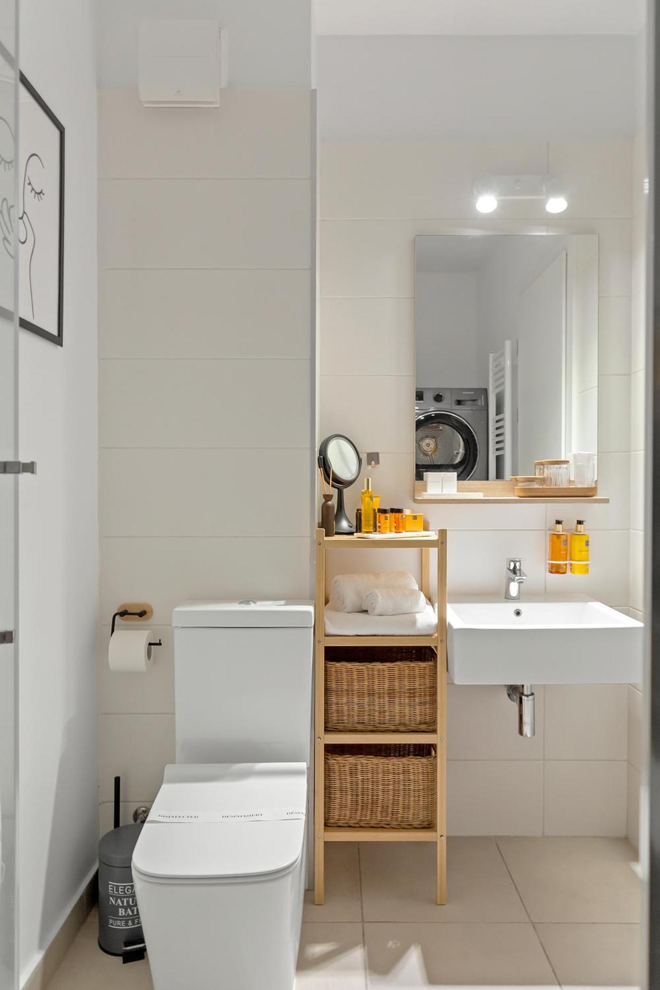 Mido Park Apartment With Private Parking & Self Check-In Bucareste Exterior foto